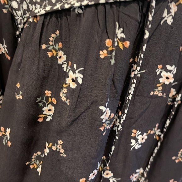 MATILDA Jane - The Breezeway Blouse black grey floral top shirt women’s NWT sz S - Picture 3 of 11